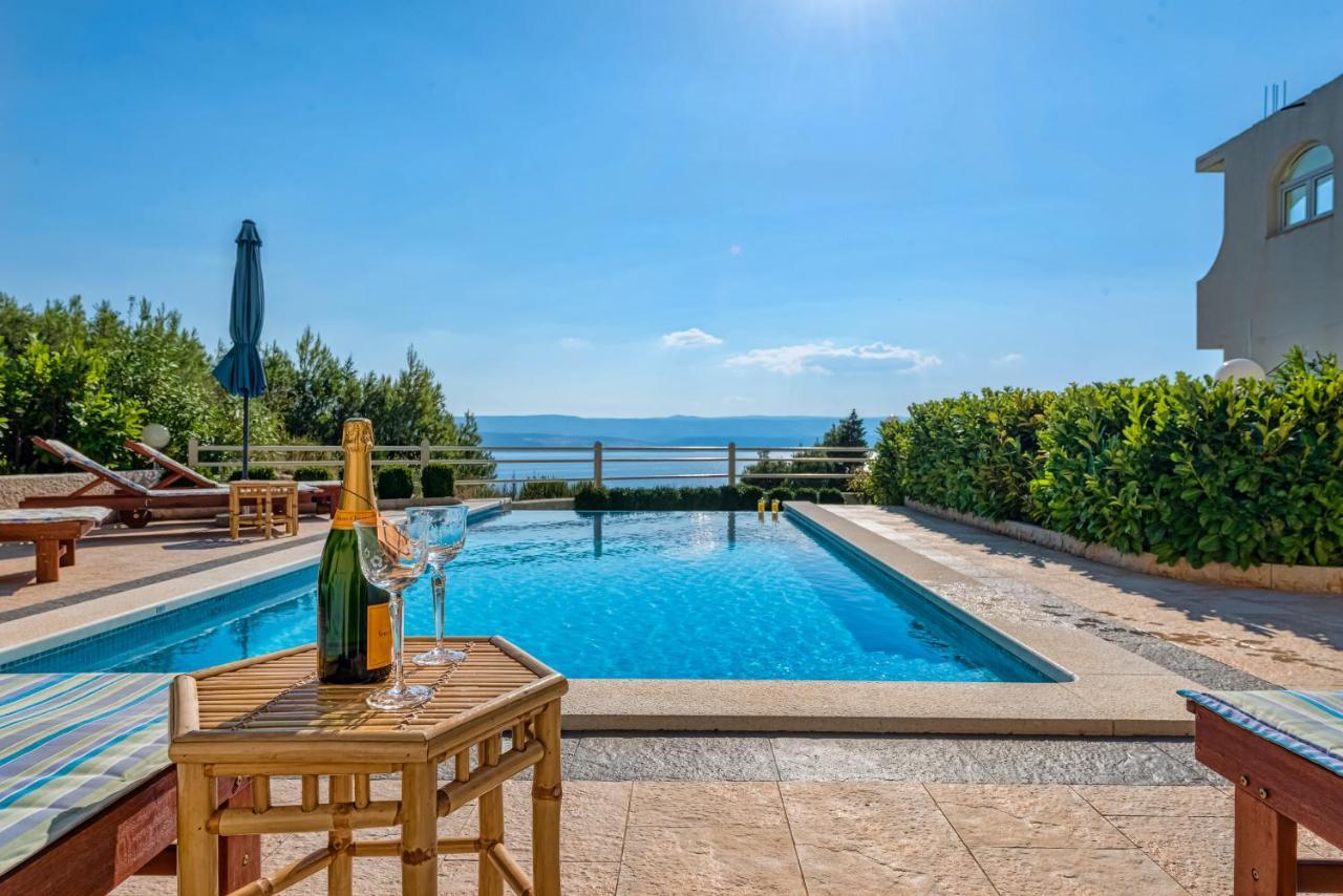 לוקבה Luxury Apartments Tafra מראה חיצוני תמונה