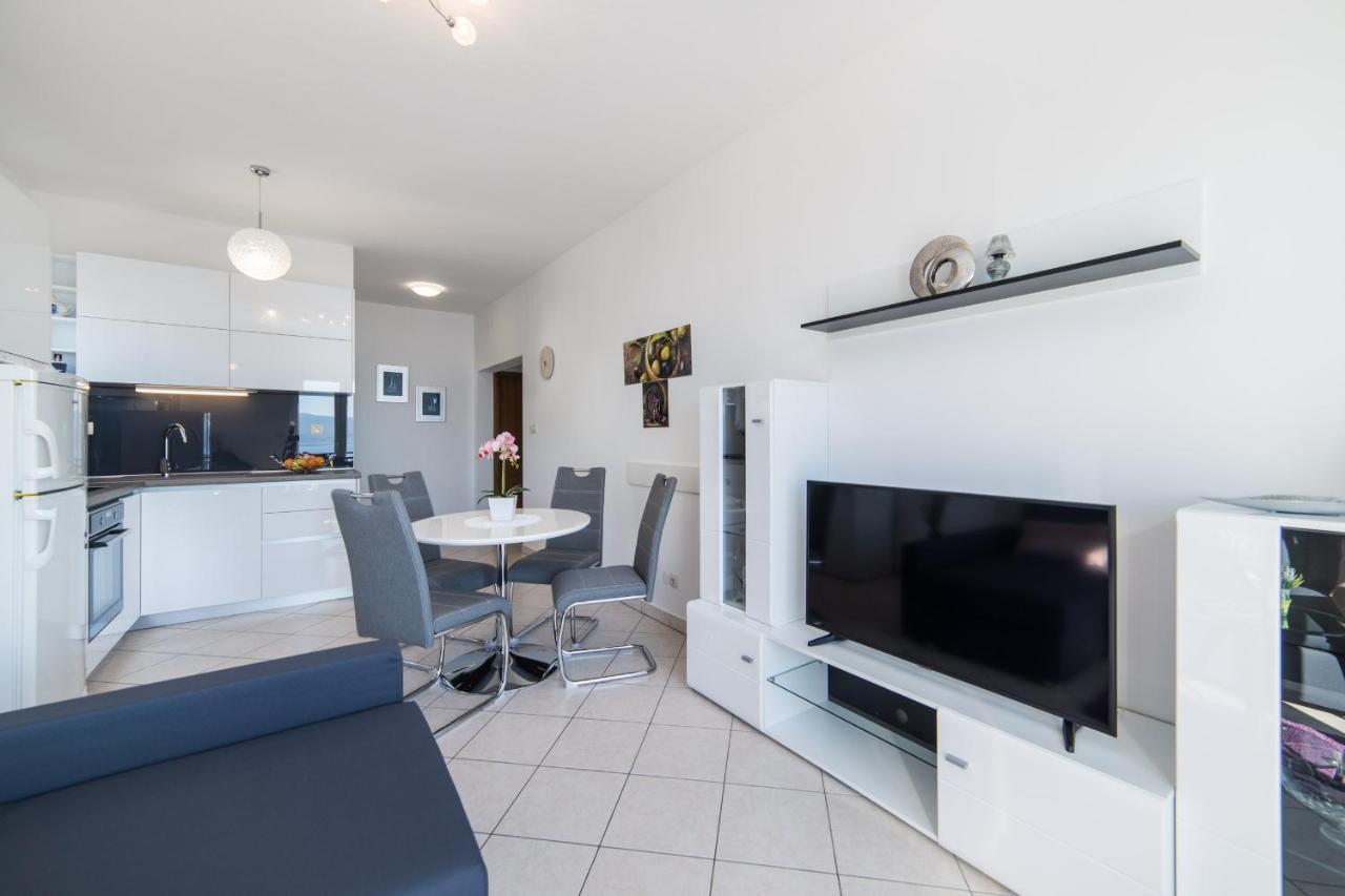 לוקבה Luxury Apartments Tafra מראה חיצוני תמונה