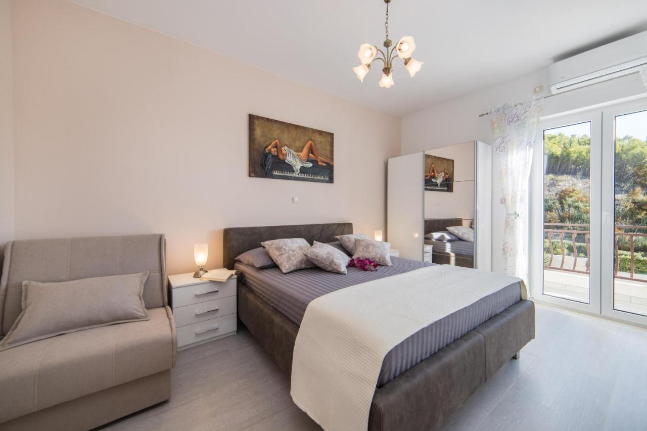 לוקבה Luxury Apartments Tafra מראה חיצוני תמונה