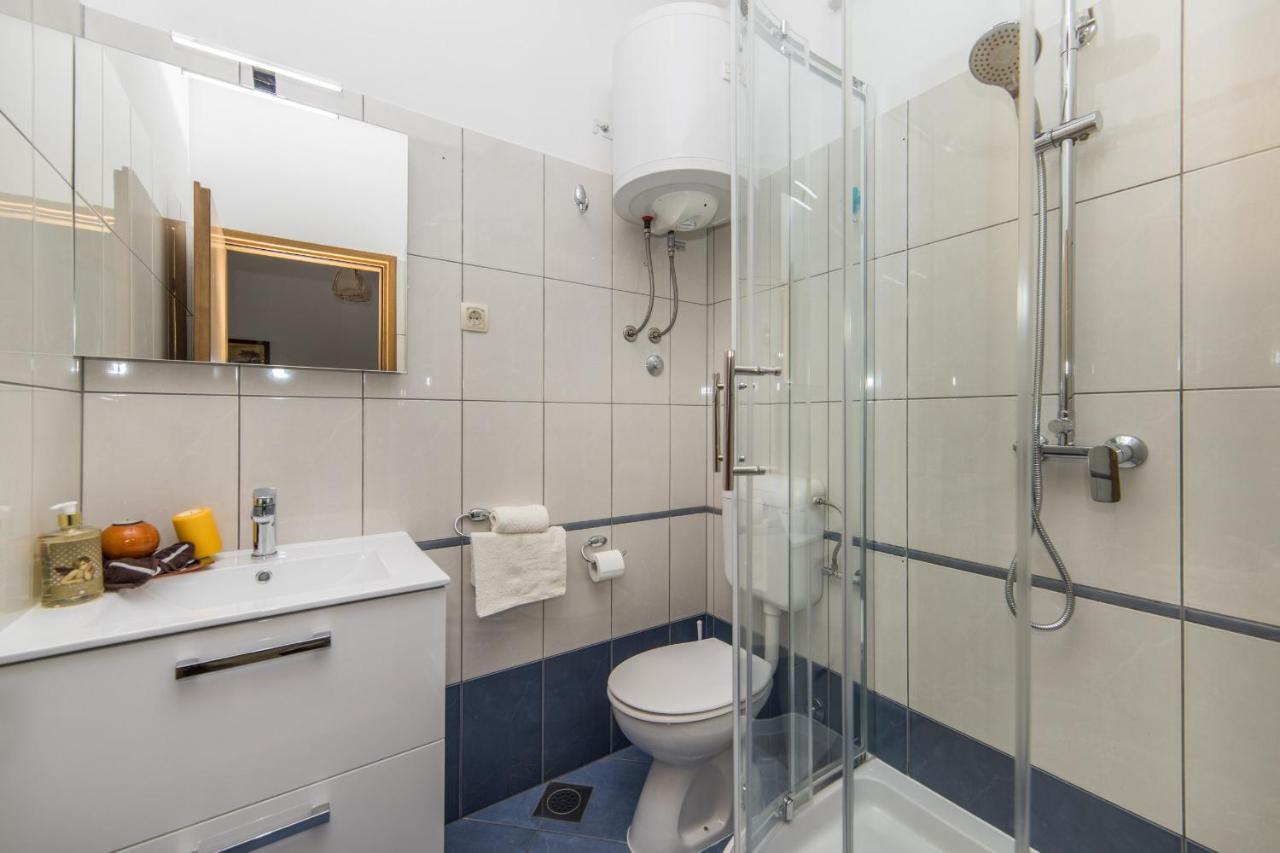 לוקבה Luxury Apartments Tafra מראה חיצוני תמונה