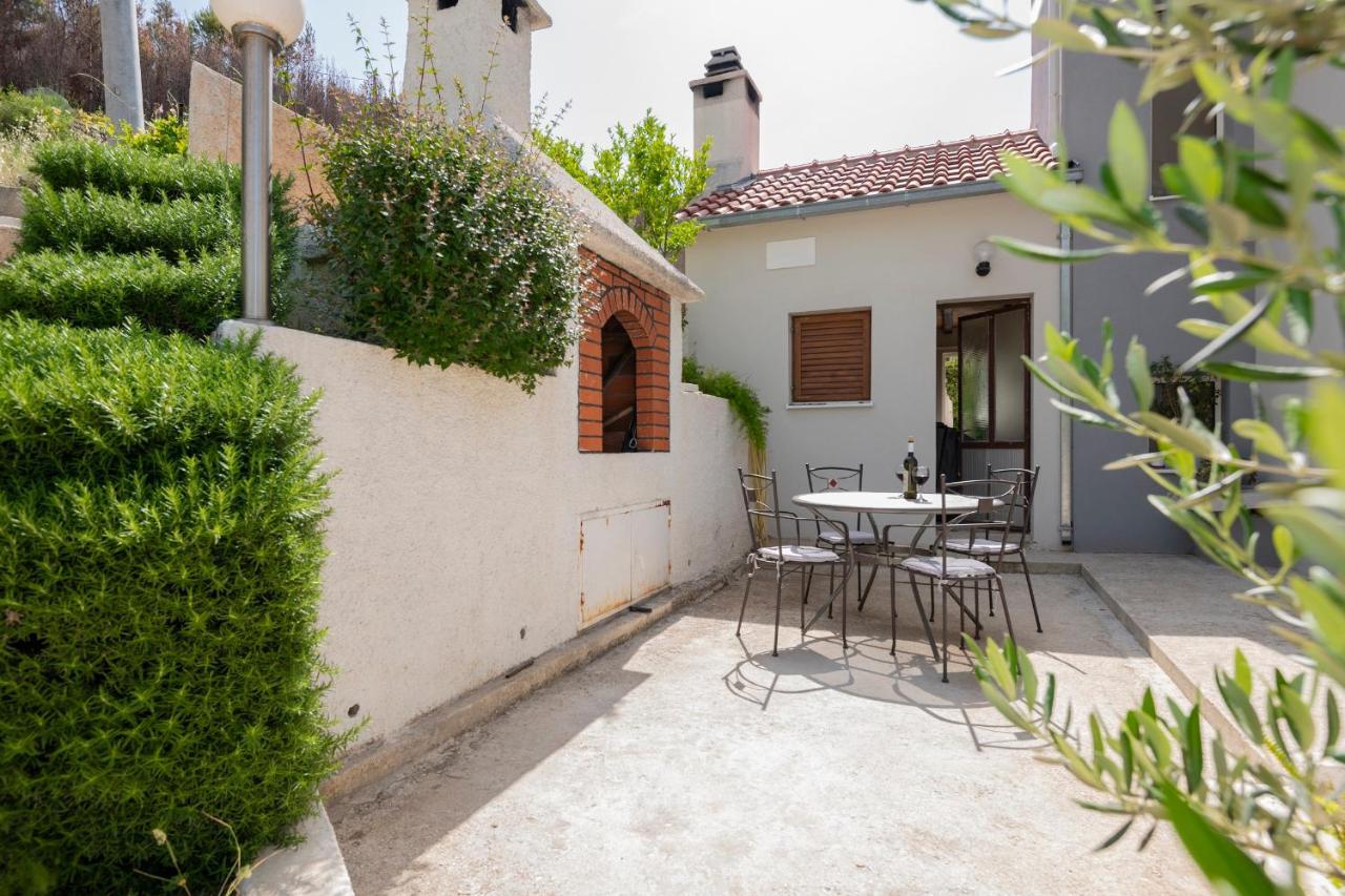 לוקבה Luxury Apartments Tafra מראה חיצוני תמונה