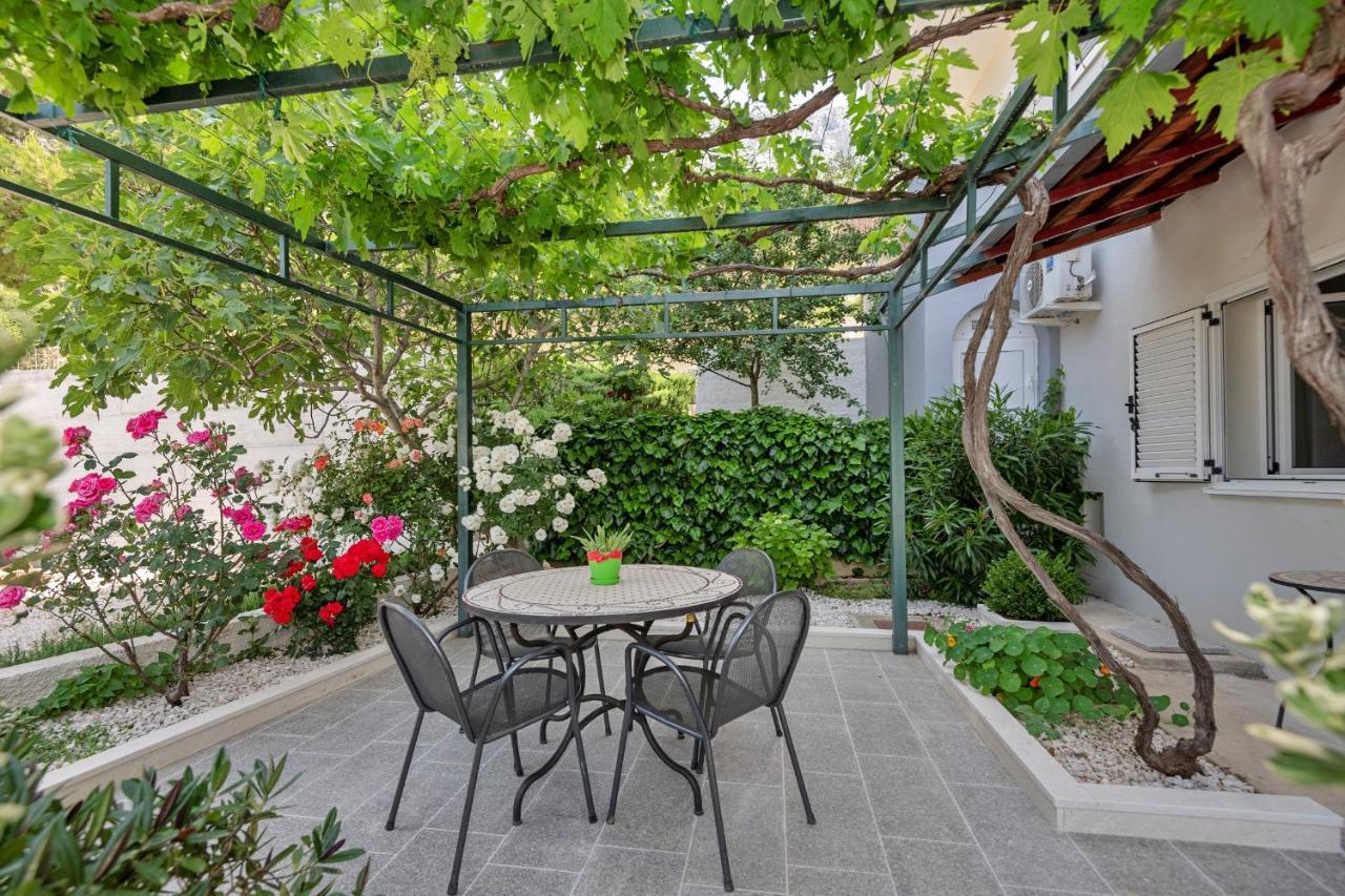 לוקבה Luxury Apartments Tafra מראה חיצוני תמונה